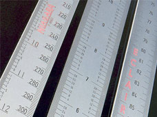 thumb-vertical-rulers-scales.jpg